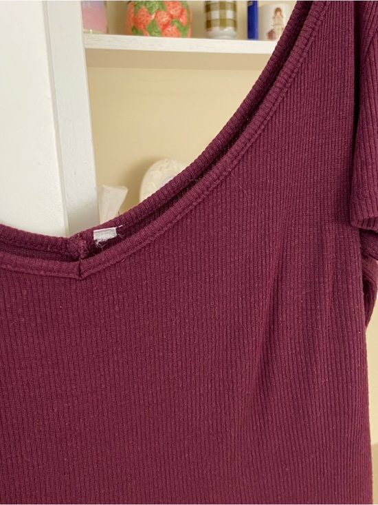 Deep Purple Cold-Shoulder Ribbed Top - Picture 2 of 4